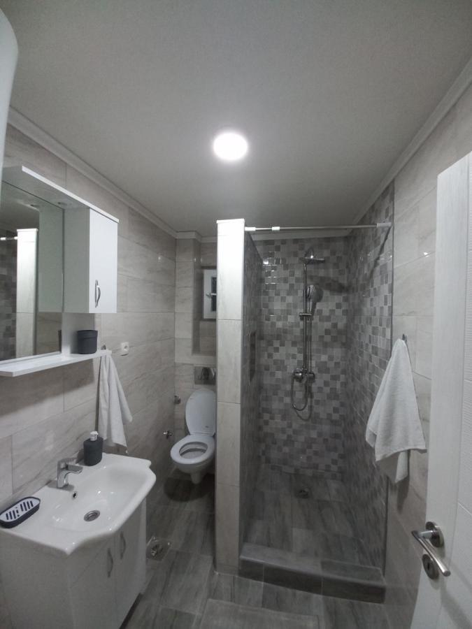 Adagio Studio Apartment Плав Екстериор снимка